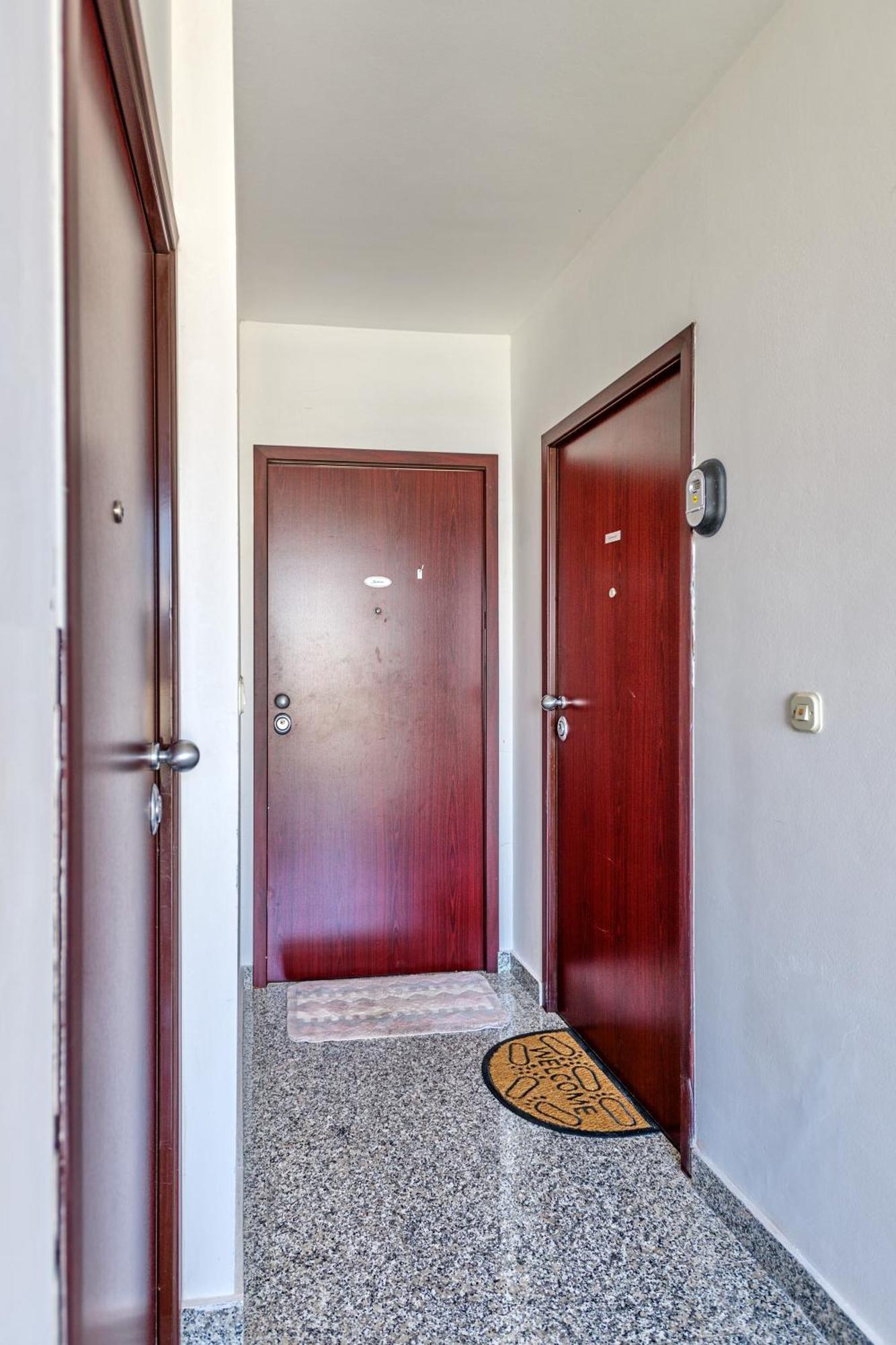 Duplex In Peaceful Area -