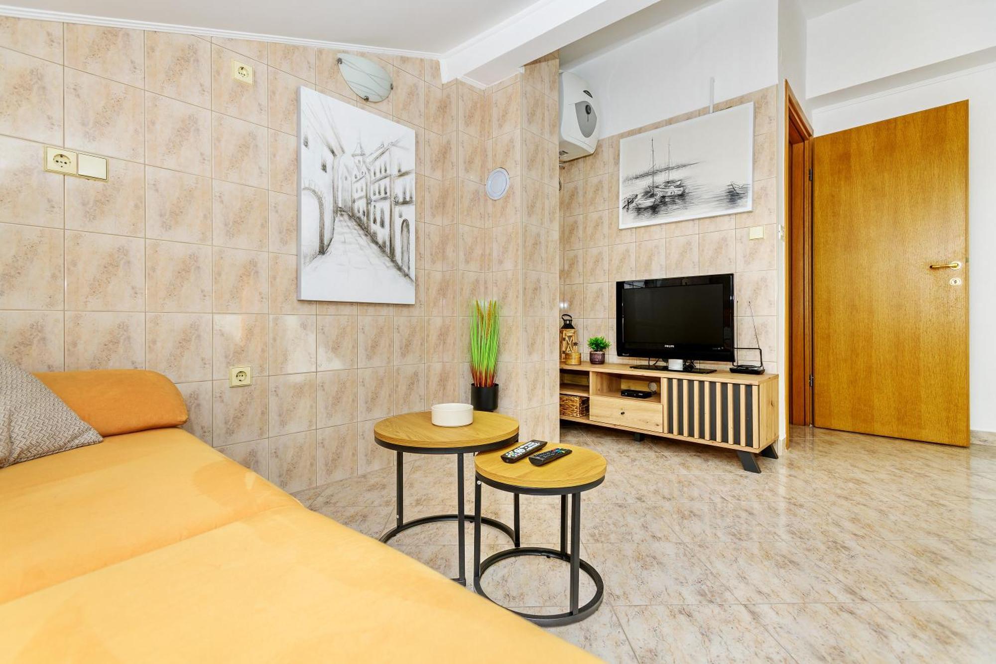 Apartment Duplex In Peaceful Area -