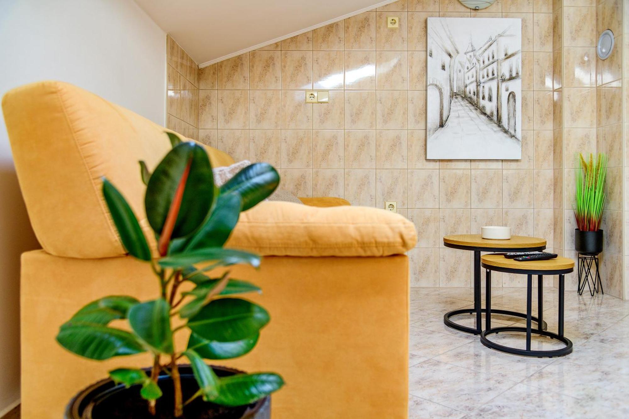 Apartment Duplex In Peaceful Area - *