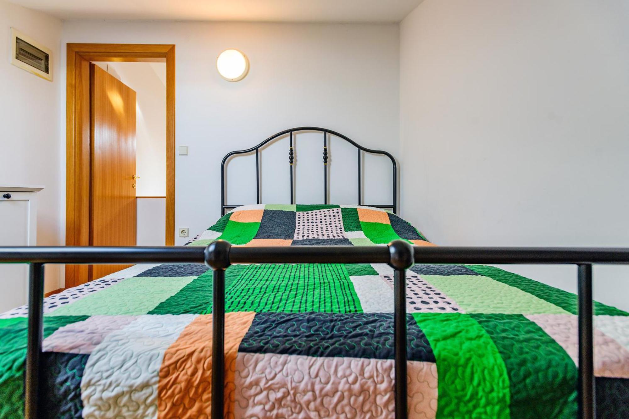 Duplex In Peaceful Area - Apartment