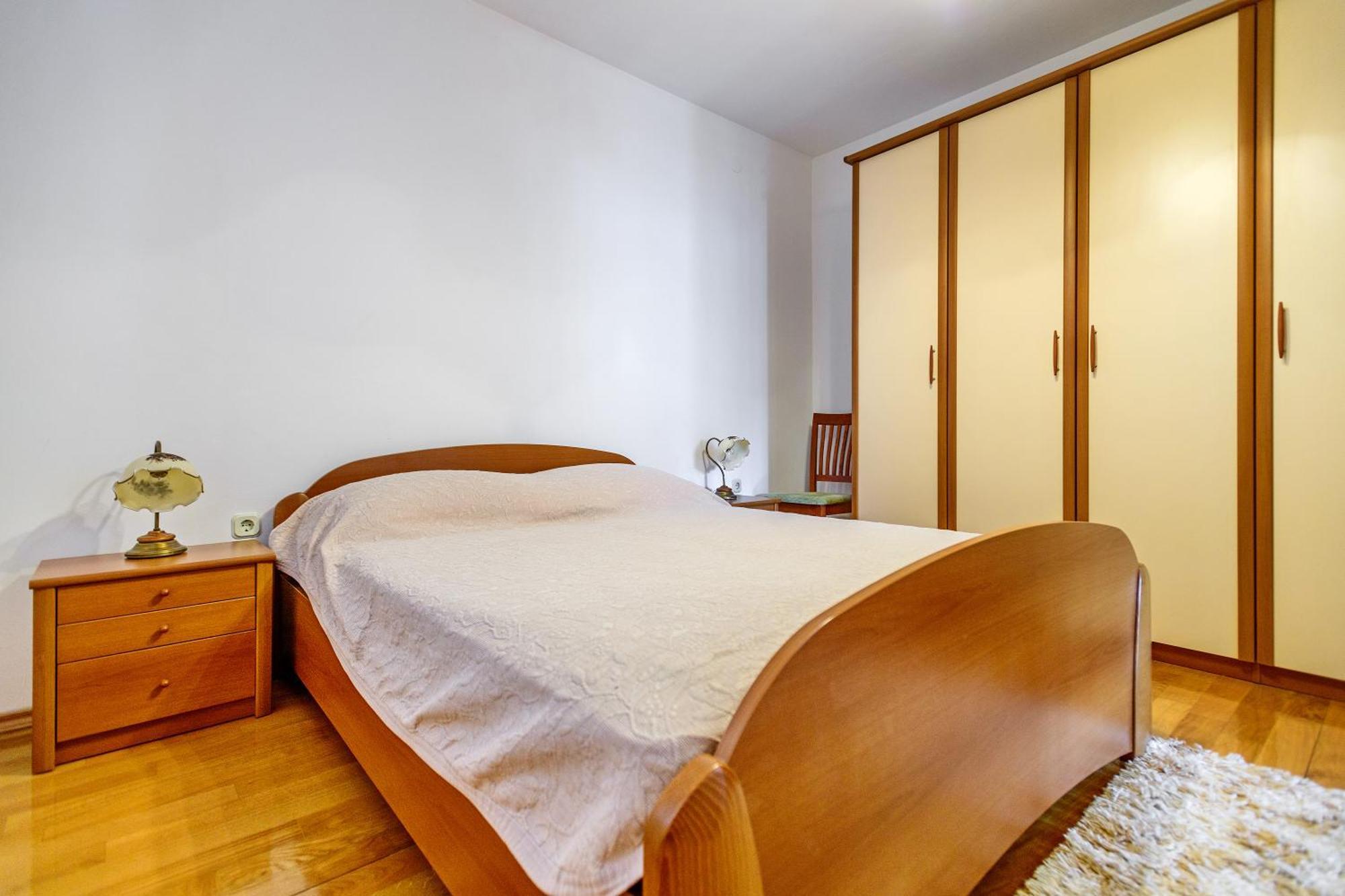 Duplex In Peaceful Area - Apartment