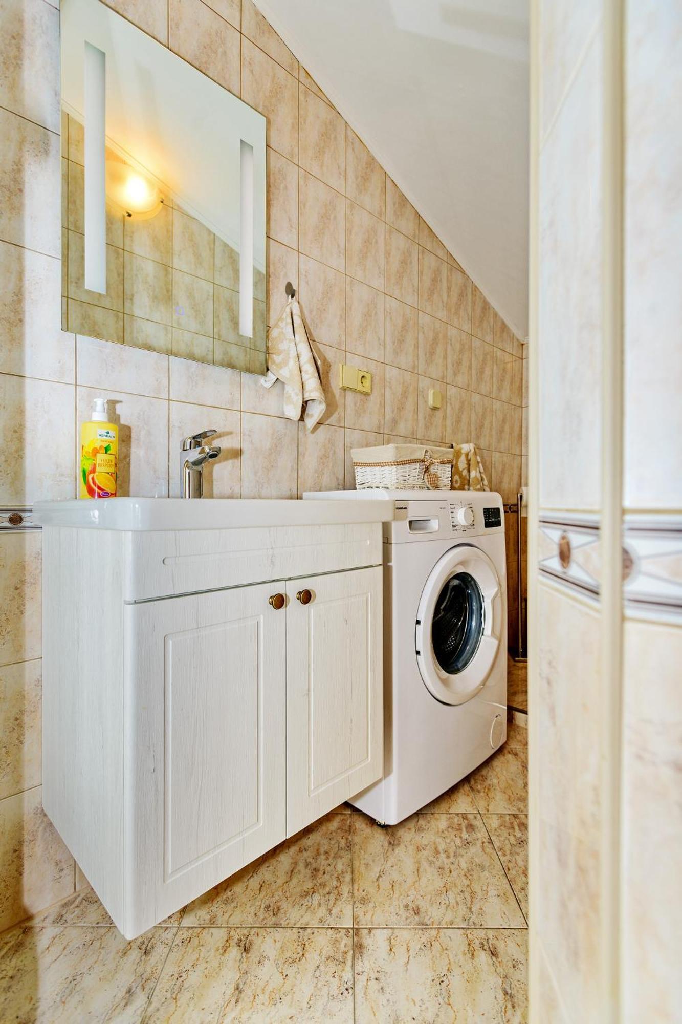 Duplex In Peaceful Area - * Zadar